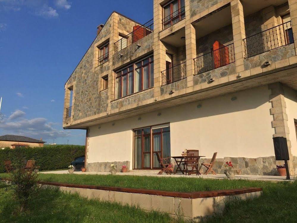 Hosteria La Moraleja Solares Buitenkant foto