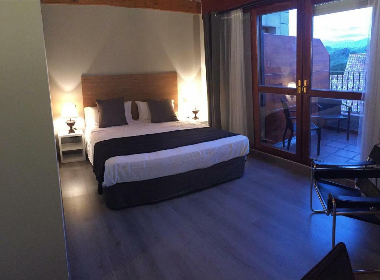Hosteria La Moraleja Solares Buitenkant foto